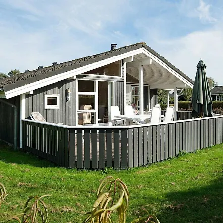 Two-bedroom Holiday In Prassebo Дом отдыха