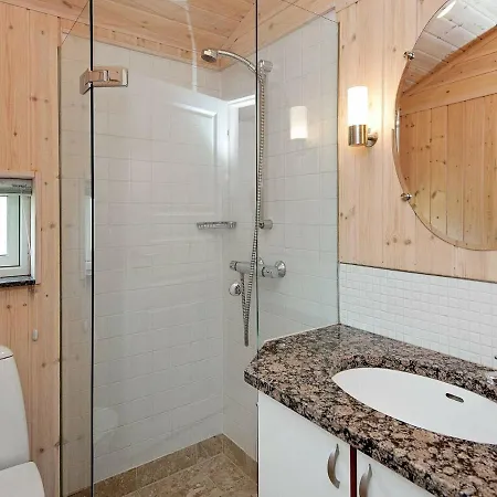 Two-bedroom Holiday In Prassebo Одде